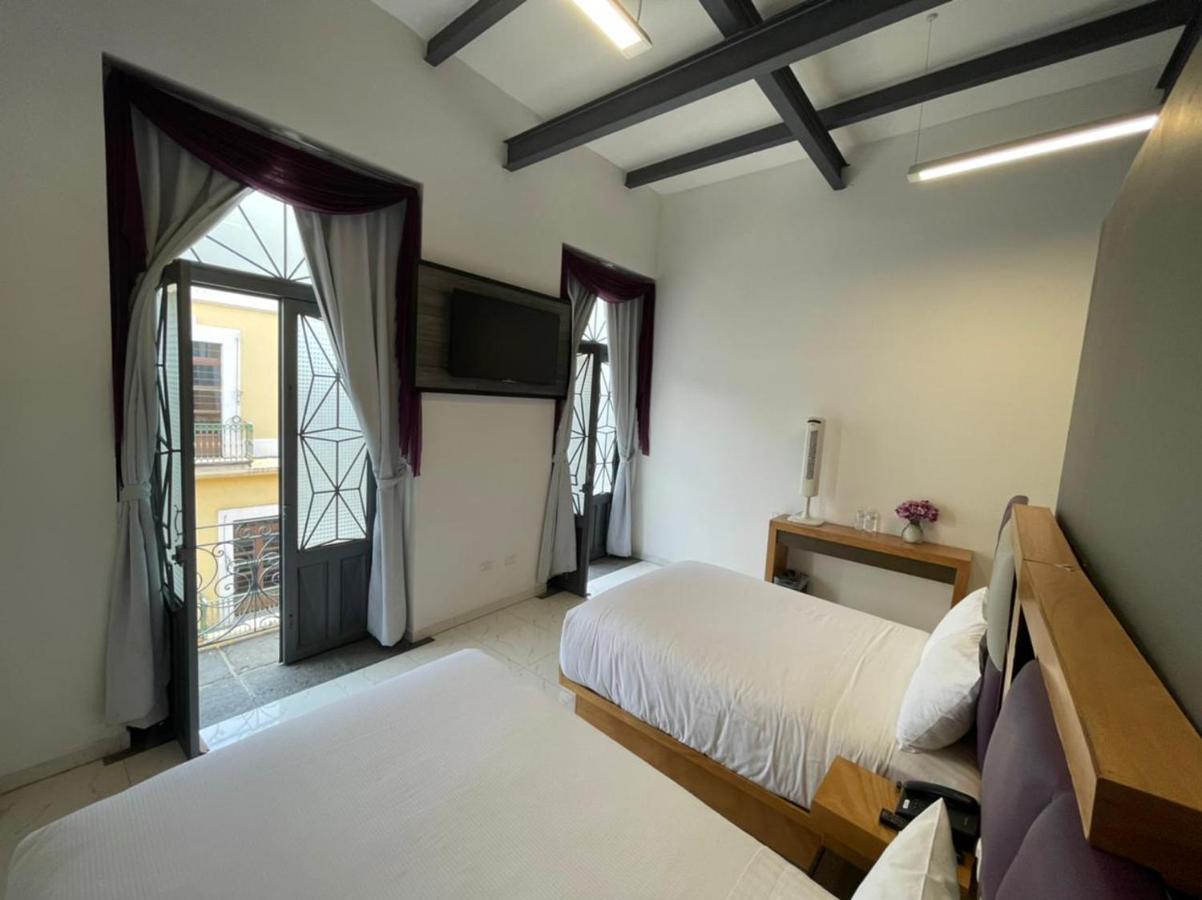 פואבלה Hotel Alhaja מראה חיצוני תמונה