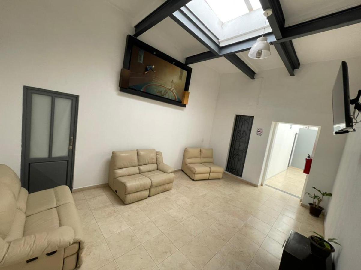 פואבלה Hotel Alhaja מראה חיצוני תמונה