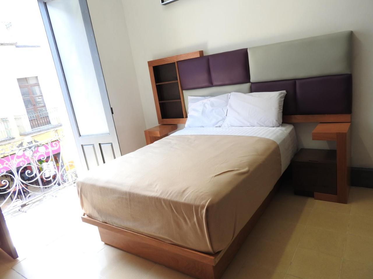 פואבלה Hotel Alhaja מראה חיצוני תמונה